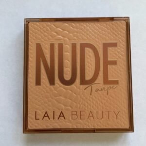 LAIA BEAUTY TAUPE NUDE EYE SHADOW PALLET 9 X 1.1G / 9 X 0.038 oz